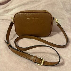 Poppy & Peonies 24/7 crossbody Chestnut